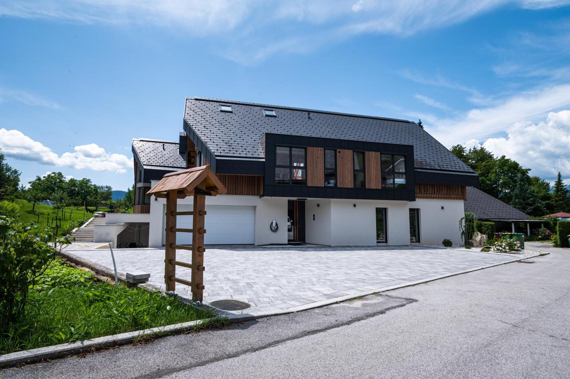 Ferienwohnung Lucka Bled Quiet Location, Free Bikes, Big Garden, Doctor Exterior foto