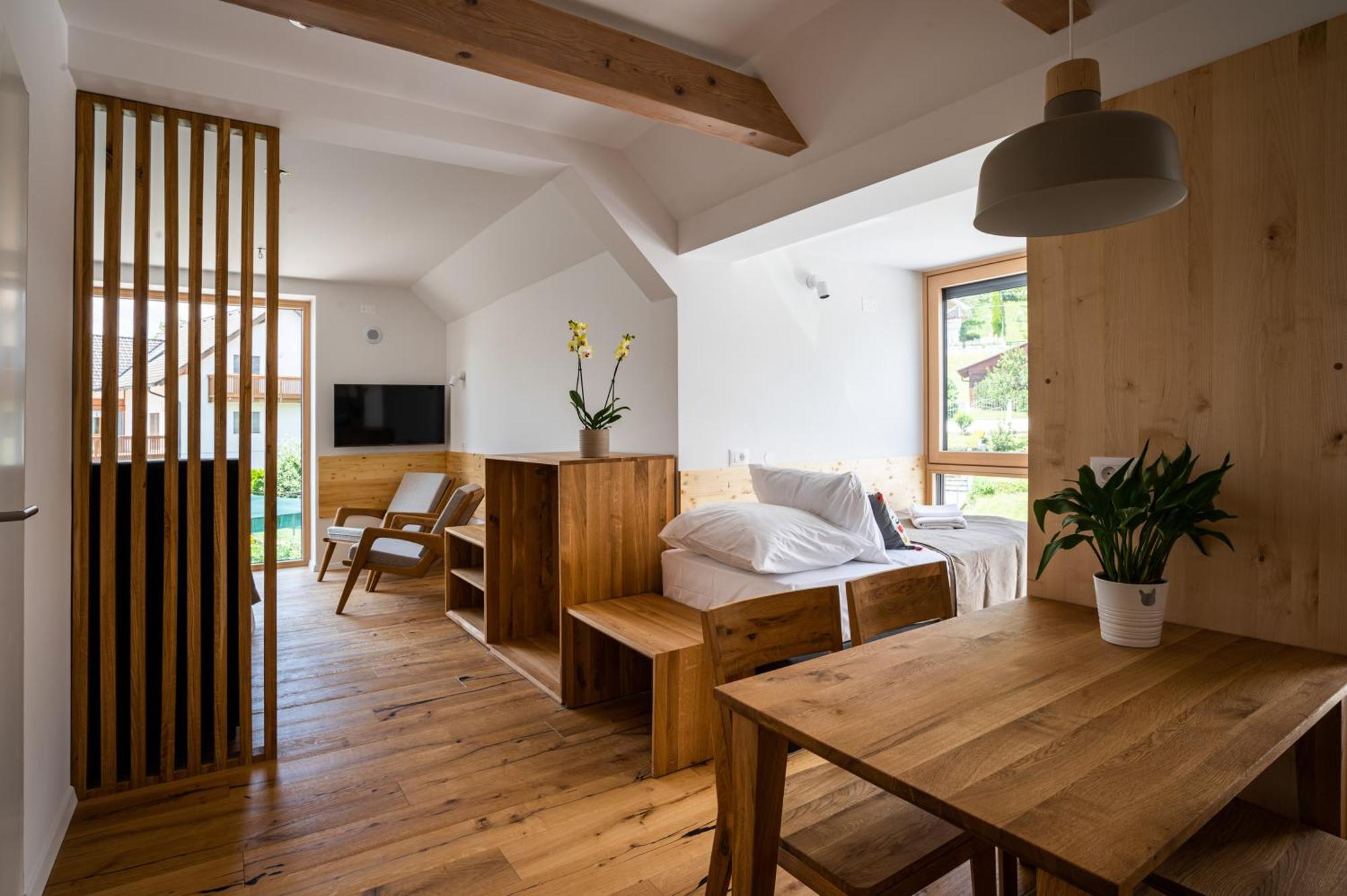 Ferienwohnung Lucka Bled Quiet Location, Free Bikes, Big Garden, Doctor Exterior foto
